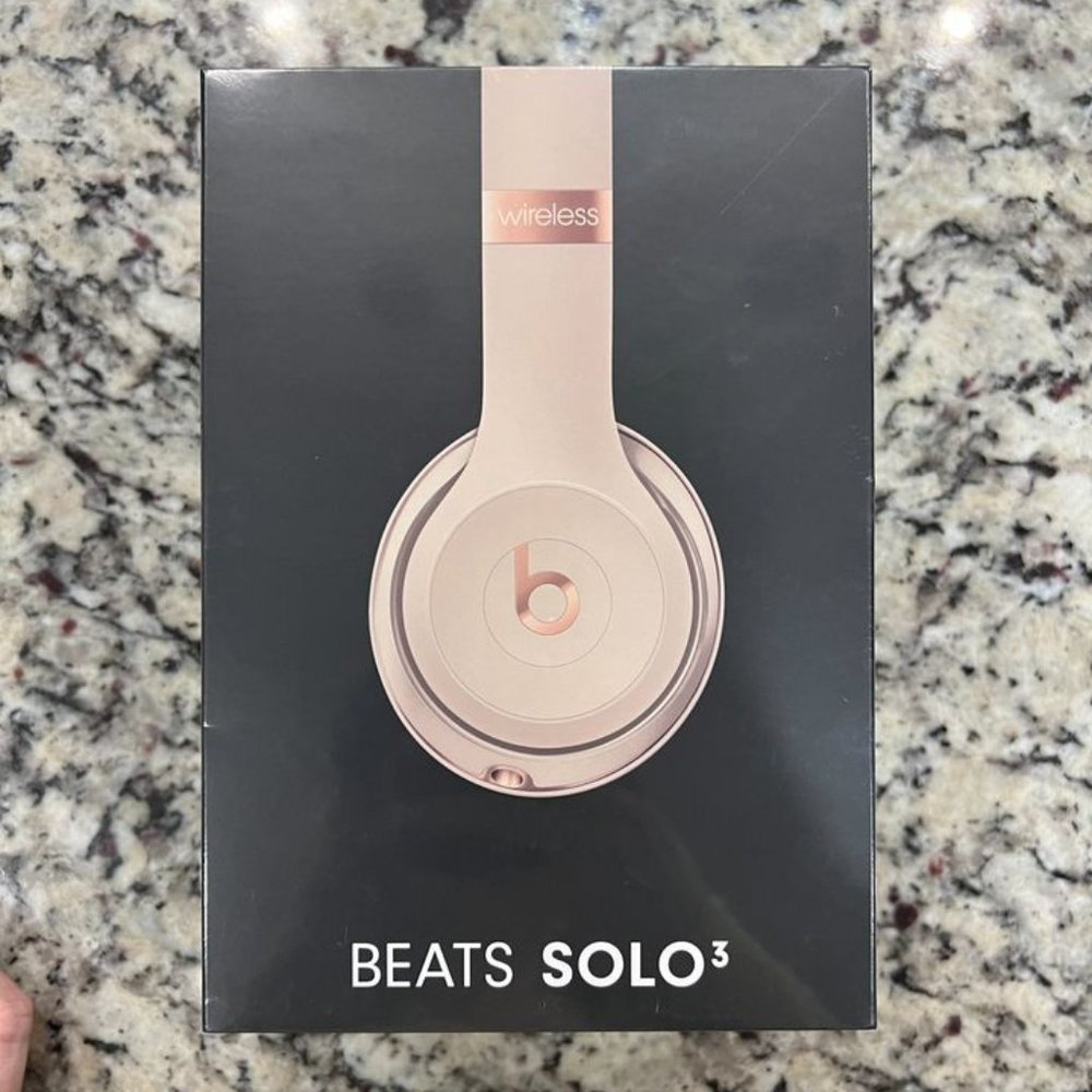 Beats Solo 3 Wireless Satin Gold Headphones